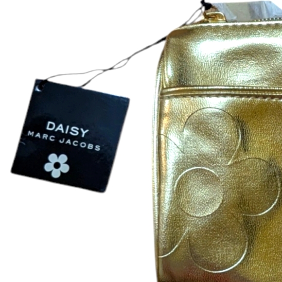 Gold Marc Jacobs- Daisy- cosmetic bag. NEW WITH TAGS - Picture 5 of 16